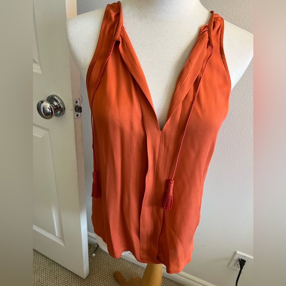 100% silk Joie sleeveless blouse